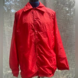 Vintage 70s Aventura red pointed collar snap front windbreaker jacket